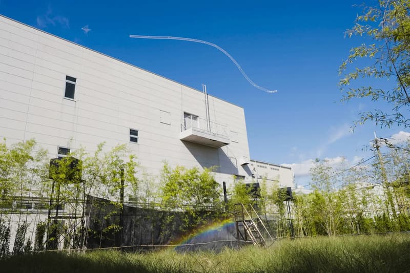 teamLab 'Field of Wind, Rain and Sun’ Exhibition Higashiosaka Info “Enso of the Sun" 'A Cafe in the Field of the Can Can Factory'